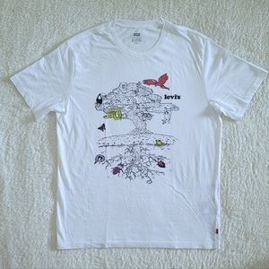 Levi's Tree🌳 Print Graphic Tee👕 - NWT